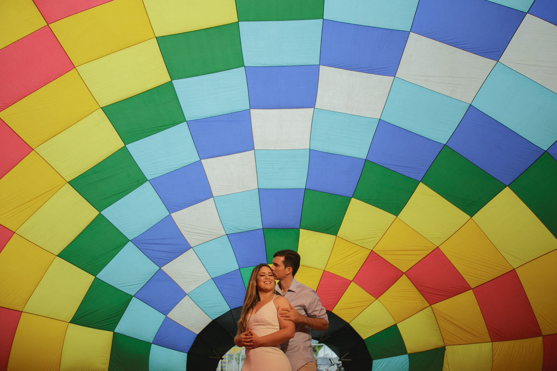 Foto Ensaio pré casamento num balão da Nayara e do Júnior em Bonito - PE Foto Ensaio pré casamento num balão da Nayara e do Júnior em Bonito - PE - Imagem 7