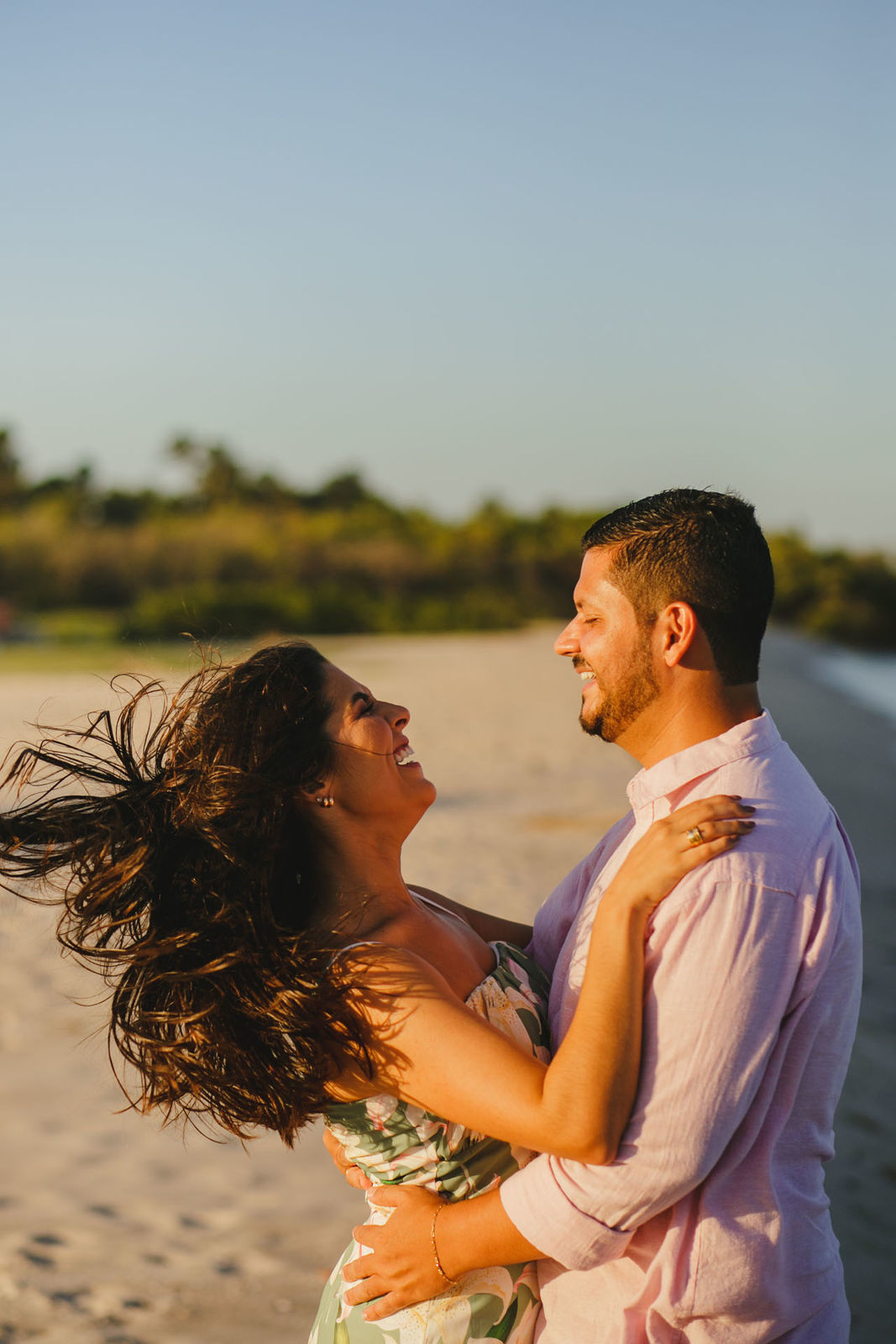 Foto Ensaio pré casamento em Maceió da Eduarda e do Júlio Foto Ensaio pré casamento em Maceió da Eduarda e do Júlio - Imagem 5