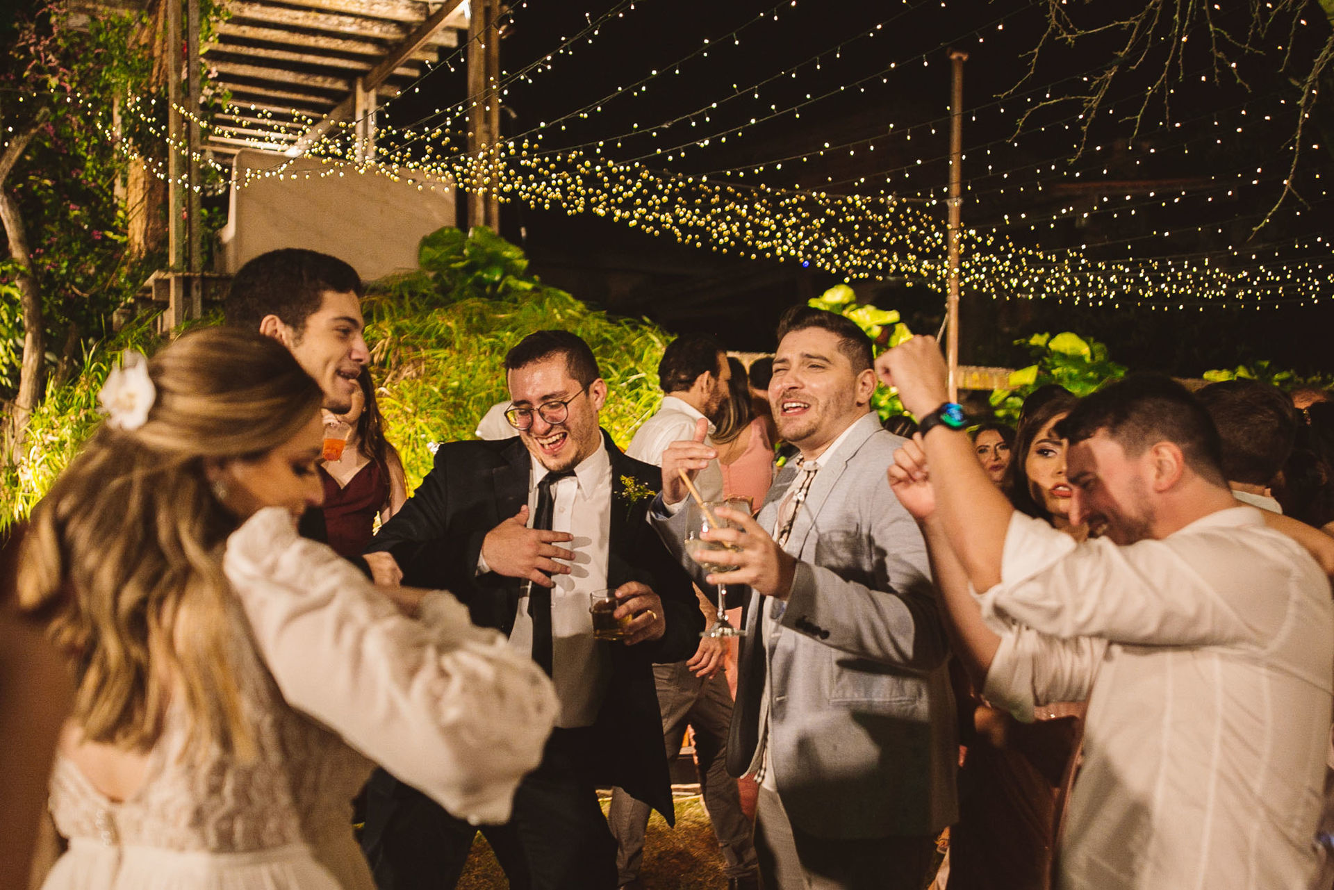 Foto Casamento da Mariana e Maike na Igreja do Monte Bom Jesus em Caruaru Foto Casamento da Mariana e Maike na Igreja do Monte Bom Jesus em Caruaru - Imagem 69