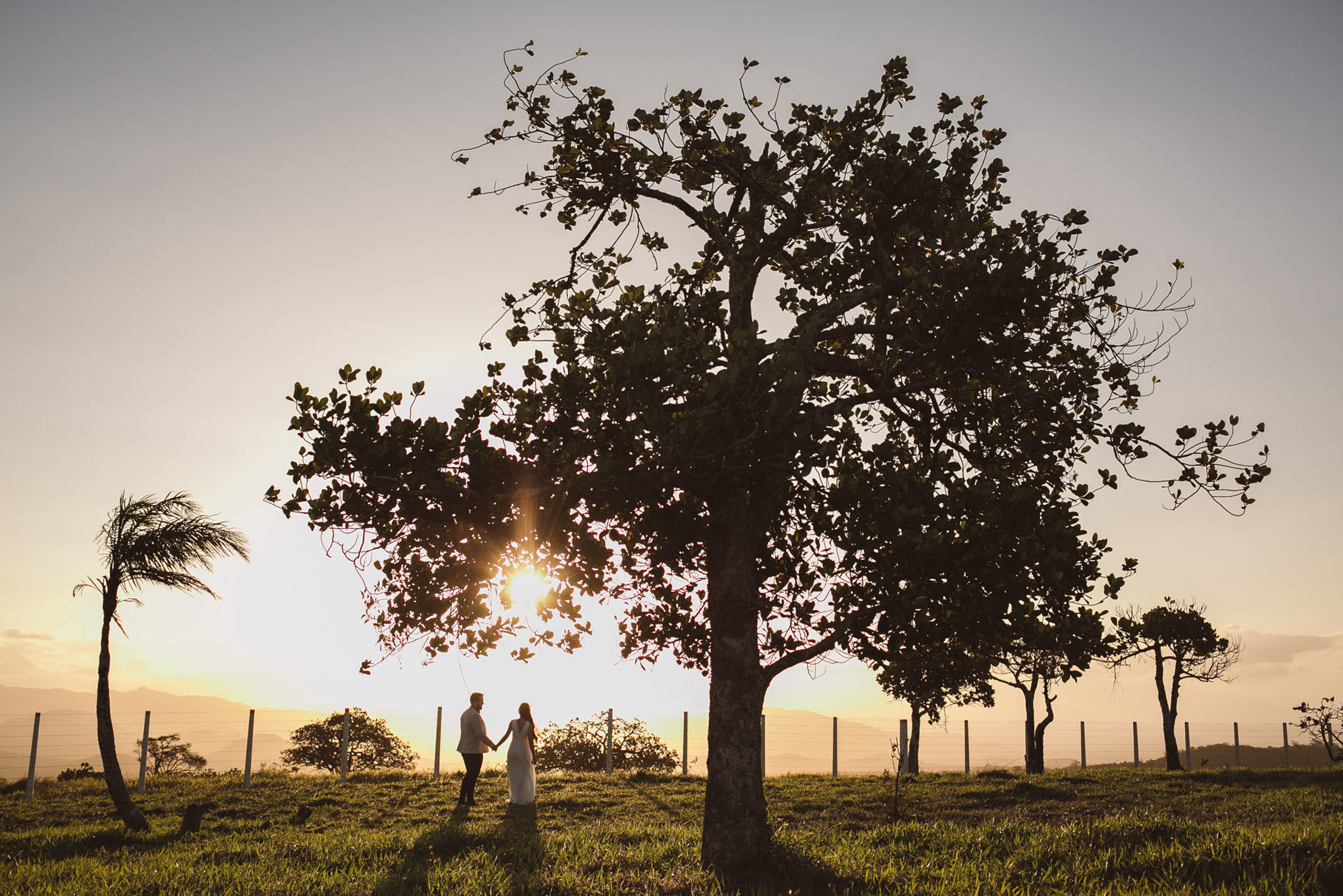 Foto Pré Wedding ao por do sol de Caruaru da Nielma e Roberto Foto Pré Wedding ao por do sol de Caruaru da Nielma e Roberto - Imagem 12